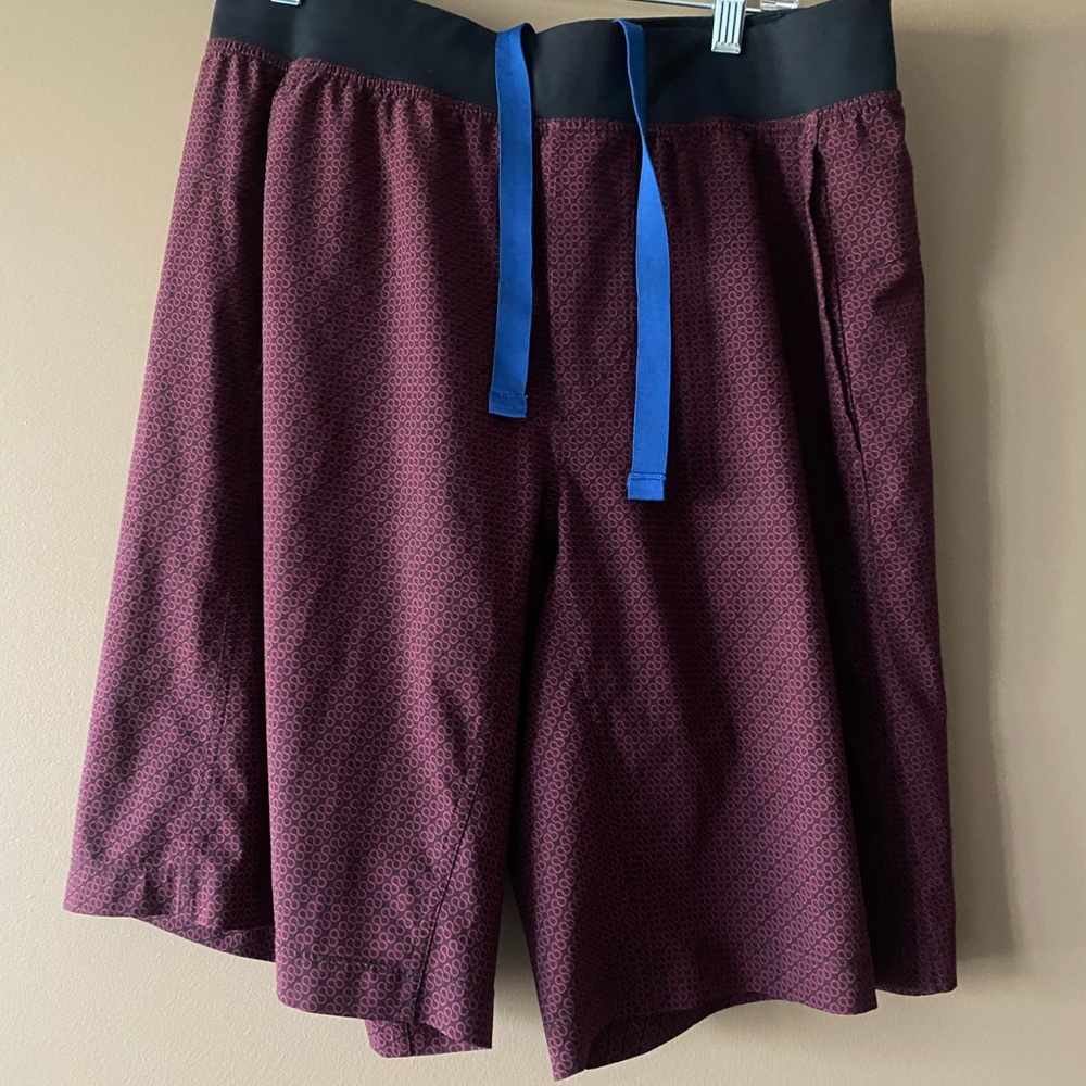 Lulu Lemon Men’s Shorts